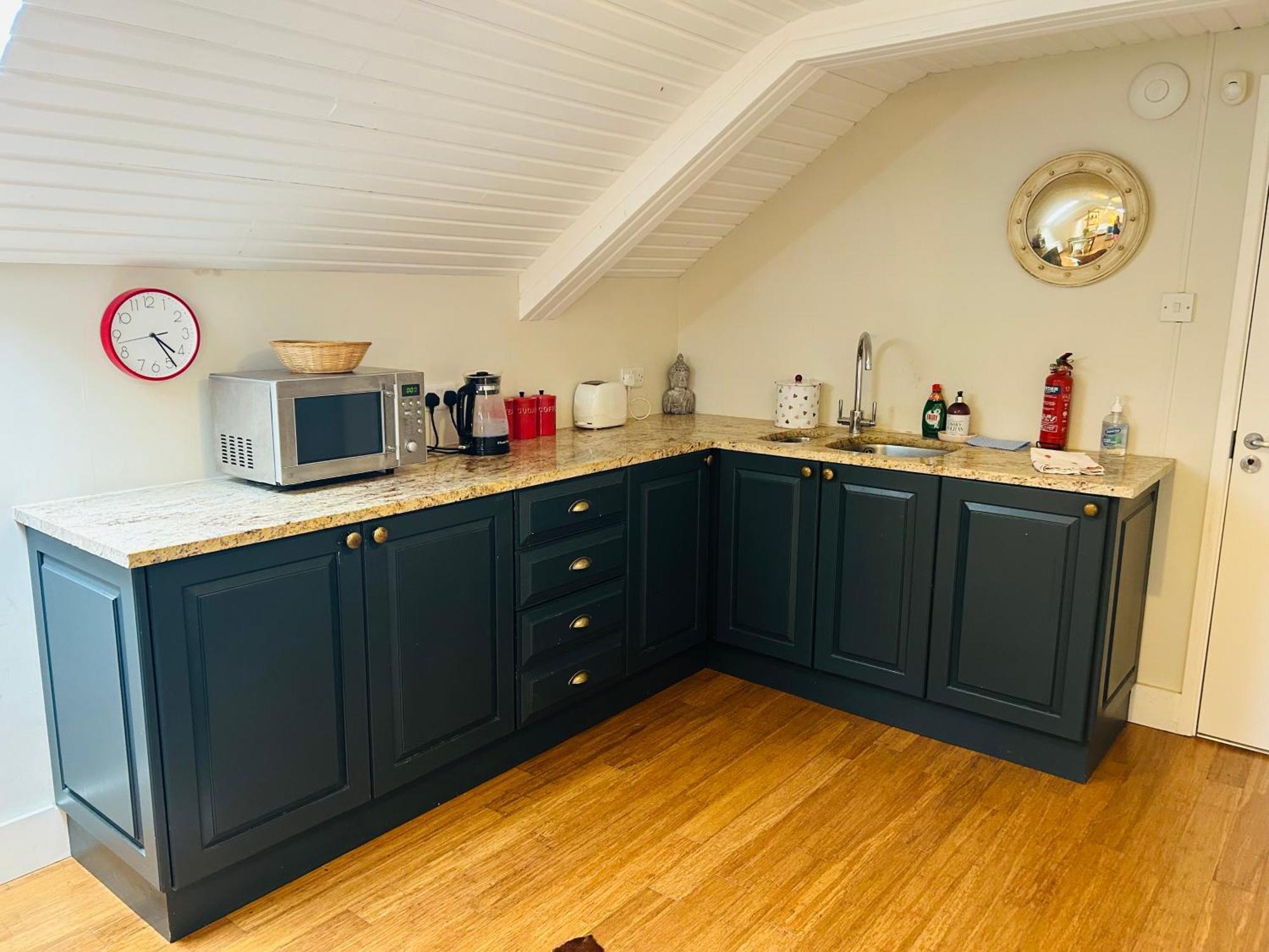 Festival En-suite With Kitchenette - 2 Miles To Site