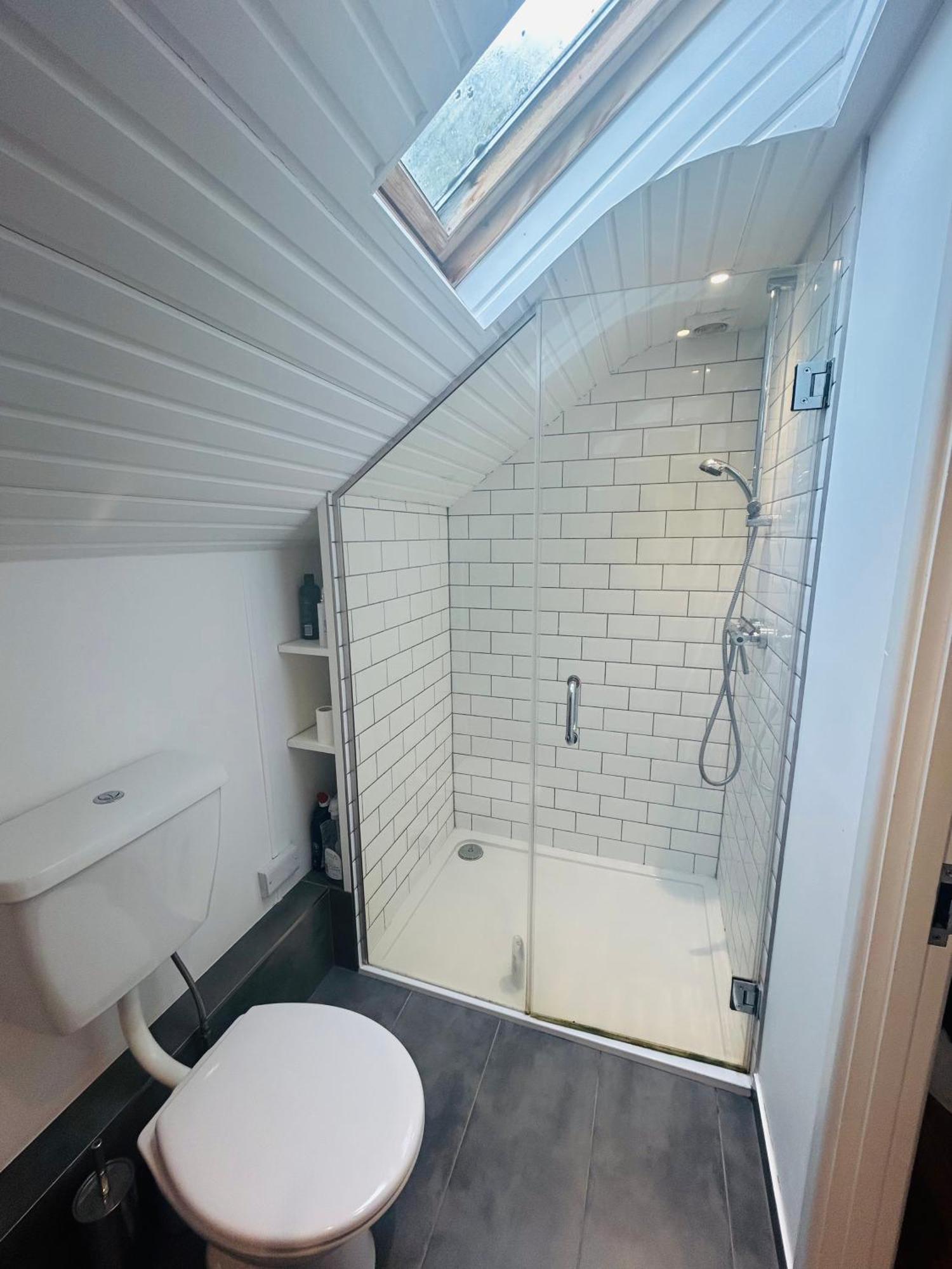 Festival En-suite With Kitchenette - 2 Miles To Site * Glastonbury